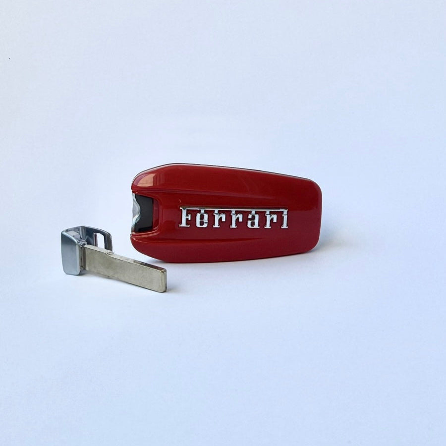Ключ на Ferrari